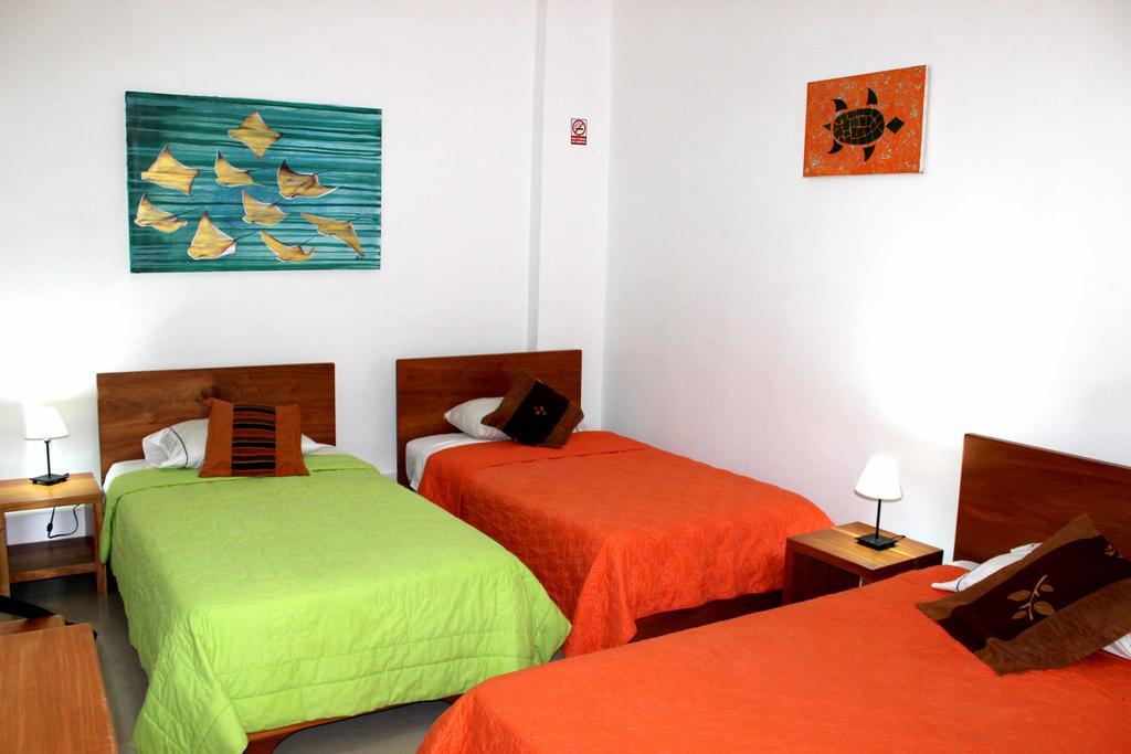 The Galapagos Pearl B&B 푸에르토아요라 객실 사진