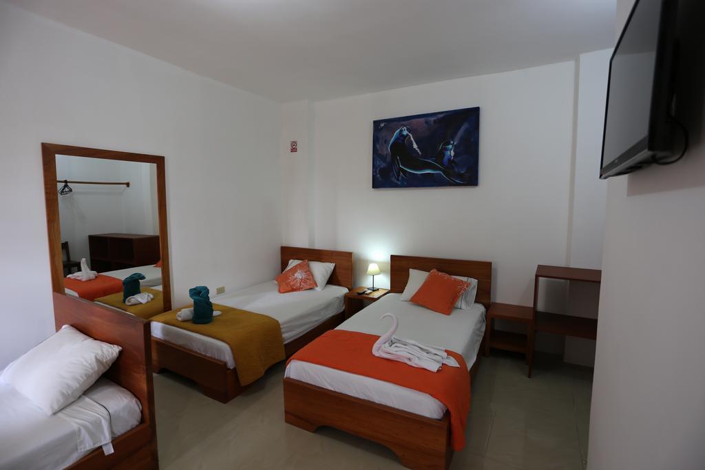 The Galapagos Pearl B&B 푸에르토아요라 외부 사진