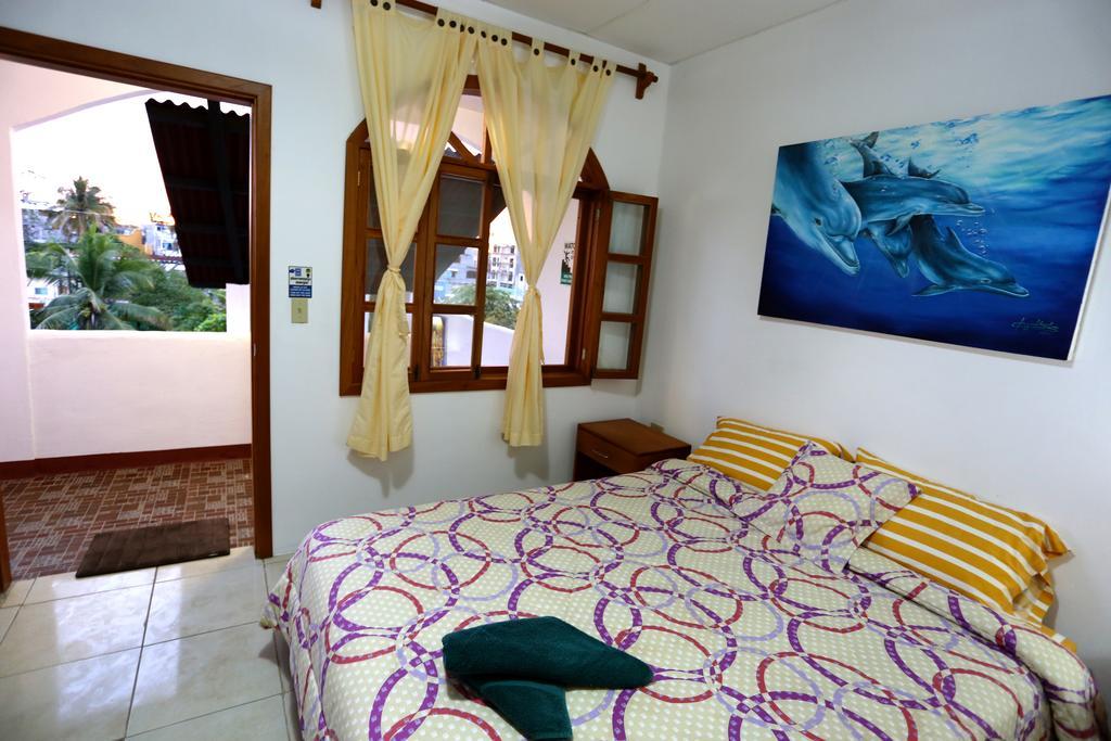 The Galapagos Pearl B&B 푸에르토아요라 외부 사진